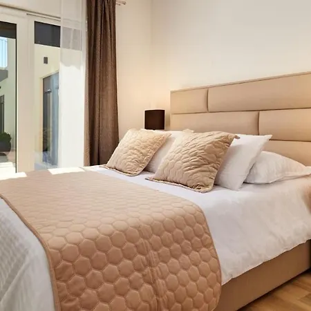 Adriastar By Гостевой дом